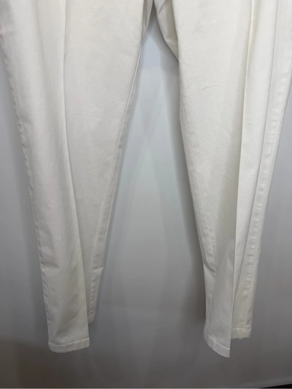 Vineyard Vines White Straight-Leg Coastal Pant - Picture 7 of 13